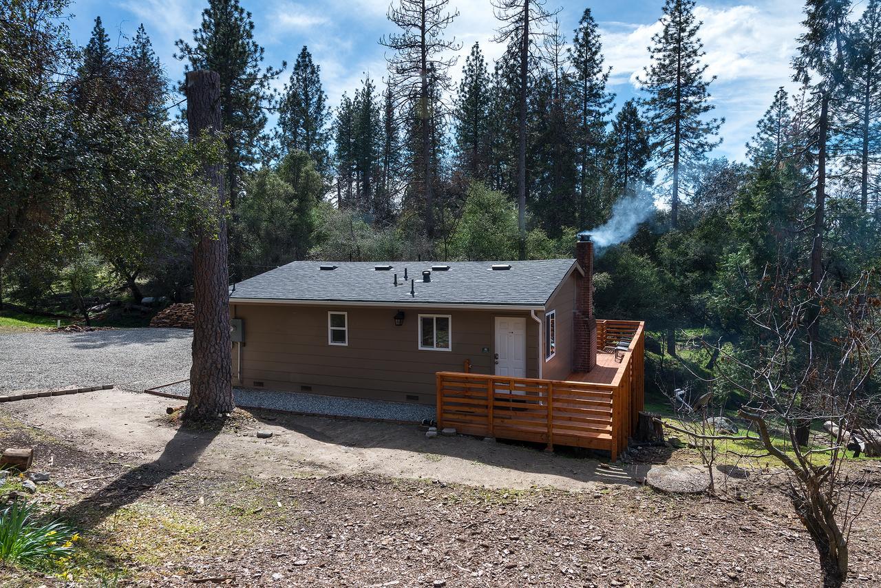 Voyager Oakhurst